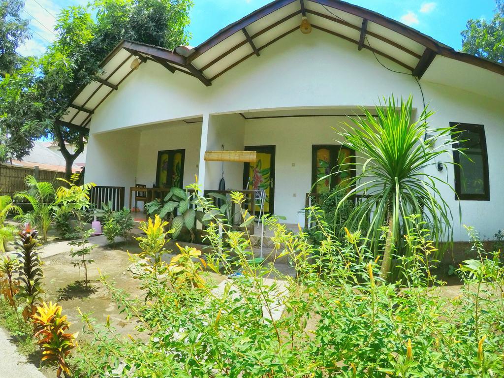 Ina Gili Guesthouse Gili Air Buitenkant foto